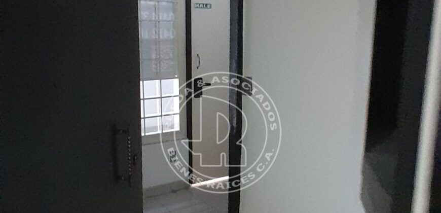 EN VENTA LOCAL EN EL CC SOFITASA  AV BOLIVAR EL VIGÍA – MÉRIDA – VE EN VENTA LOCAL EN EL CC SOFITASA  AV BOLIVAR EL VIGÍA – MÉRIDA – VE