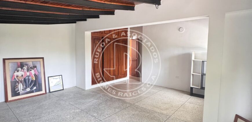 EN ALQUILER CASA DE USO COMERCIAL O RESIDENCIAL AV LAS AMERICAS – MÉRIDA – VE EN ALQUILER CASA DE USO COMERCIAL O RESIDENCIAL AV LAS AMERICAS – MÉRIDA – VE