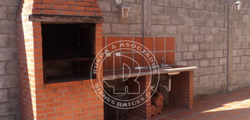 EN ALQUILER APARTAMENTO EN RES CAMINO REAL MERIDA – VE