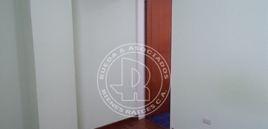 ENALQUILER APARTAMENTO EN RESIDENCIAS MONTE ALTO URB. LA MARA  MÉRIDA – VENEZUELA