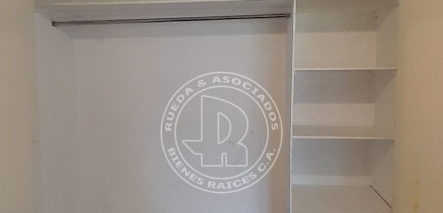 ENALQUILER APARTAMENTO EN RESIDENCIAS MONTE ALTO URB. LA MARA  MÉRIDA – VENEZUELA