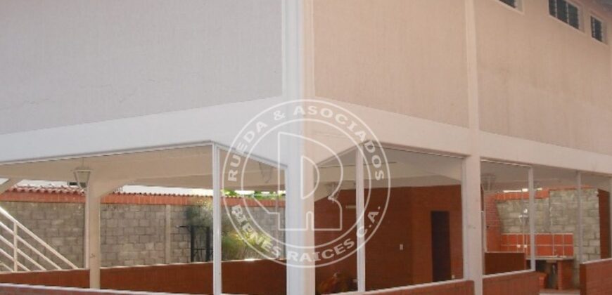 EN ALQUILER APARTAMENTO EN RES CAMINO REAL MERIDA – VE