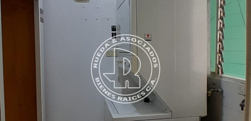 ENALQUILER APARTAMENTO EN RESIDENCIAS MONTE ALTO URB. LA MARA  MÉRIDA – VENEZUELA