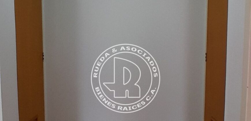 EN ALQUILER APARTAMENTO EN RES CAMINO REAL MERIDA – VE