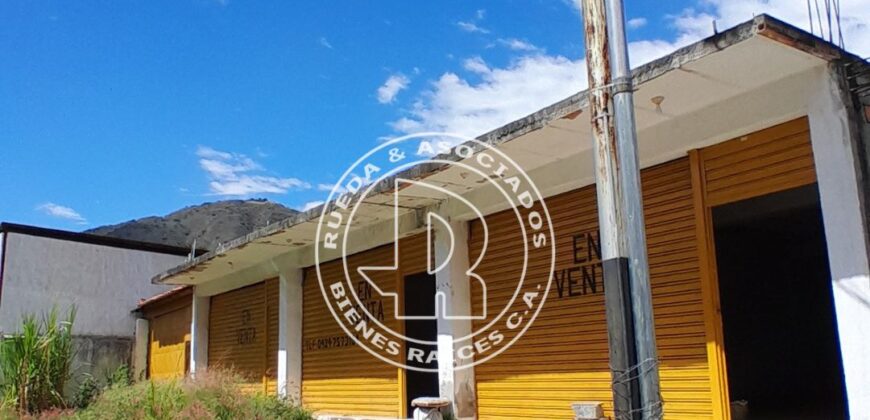 SE VENDE TERRENO CON LOCALES COMERCIALES  SECTOR LOS HIGUERONES EJIDO – MÉRIDA