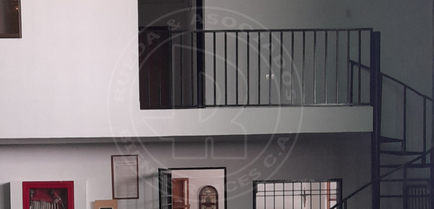 EN VENTA GALPONES INDUSTRIALES UBICADOS EN LA AV CENTENARIO EJIDO – MÉRIDA – VE