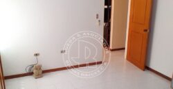 EN ALQUILER APARTAMENTO EN RES ALBRICIAS AV LAS AMERICAS MÉRIDA VE