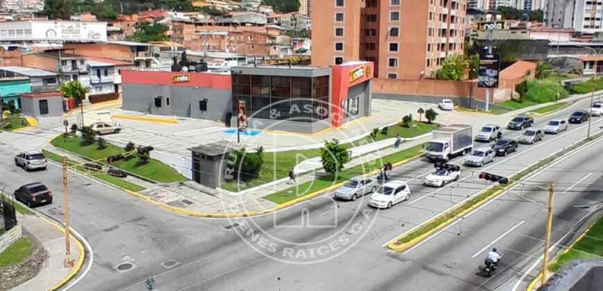 EN ALQUILER APARTAMENTO EN RES ALBRICIAS AV LAS AMERICAS MÉRIDA VE