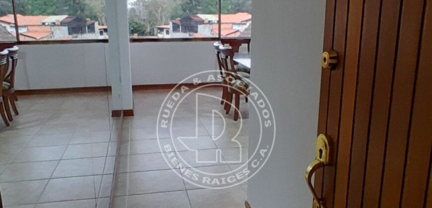 SE ALQUILA APARTAMENTO EN RESIDENCIAS CORDILLERANA AV LAS AMERICAS  MÉRIDA VE