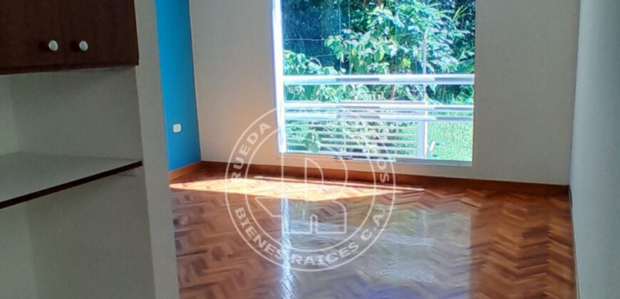 SE VENDE CASA MODERNA EN MUCUNUTAN MÉRIDA VE