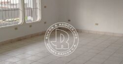 SE ALQUILA LOCAL COMERCIAL EN CC ALTO CHAMA MÉRIDA VE