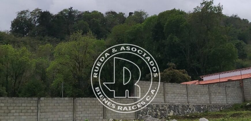 SE VENDE PARCELA EN EL ARADO B  EL VALLE MÉRIDA VE