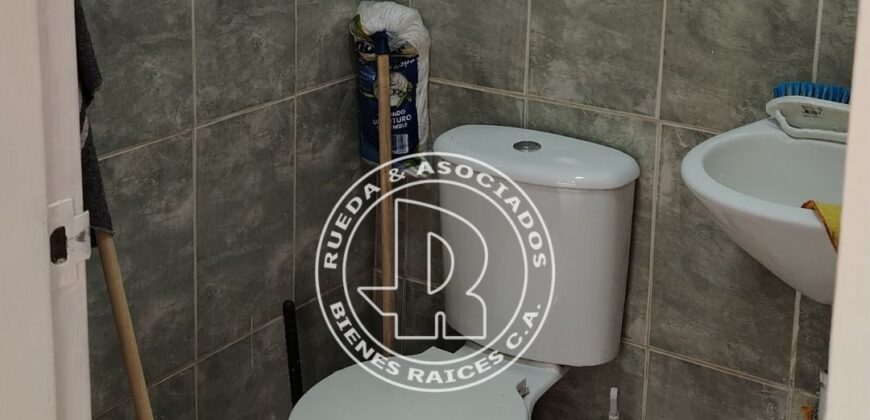 SE ALQUILA LOCAL COMERCIAL EN CC ALTO CHAMA MÉRIDA VE