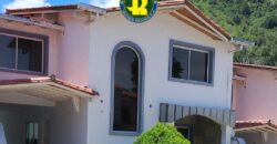 SE VENDE CASA EN RES LAS CASCADAS EN LOS LLANITOS DE TABAY MÉRIDA