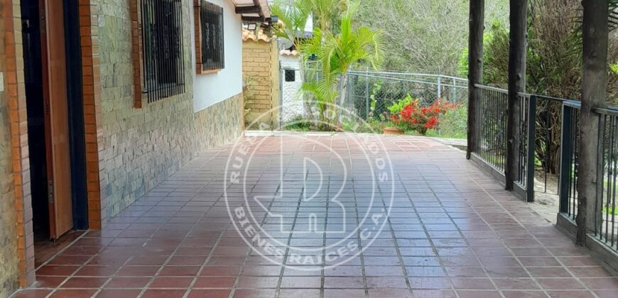 SE VENDE CASA DE UNA PLANTA EN LA MUCUY BAJA MÉRIDA VE