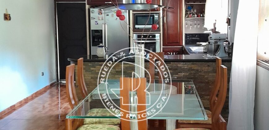 SE VENDE CASA DE UNA PLANTA EN LA MUCUY BAJA MÉRIDA VE