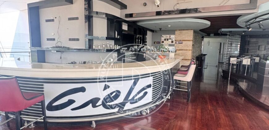 SE VENDE RESTAURANTE BAR DE LUJO + LOCAL COMERCIAL EN CC MILENIUM