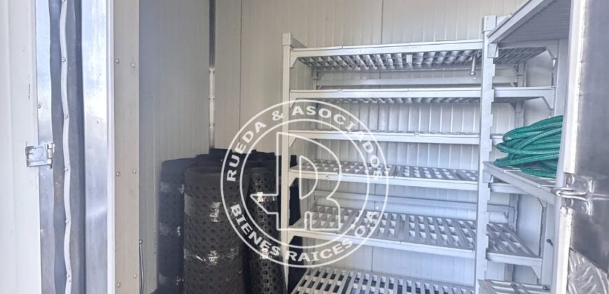 SE VENDE RESTAURANTE BAR DE LUJO + LOCAL COMERCIAL EN CC MILENIUM