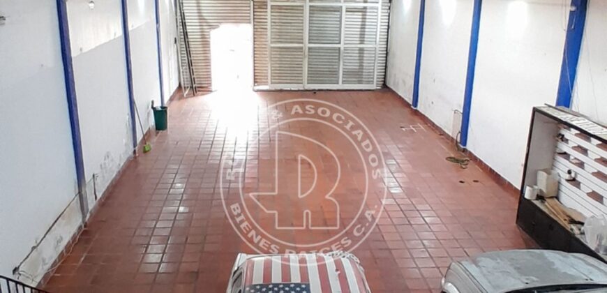 SE VENDE GALPON + PLANTA RESIDENCIAL AV ANDRES BELLO MÉRIDA VE