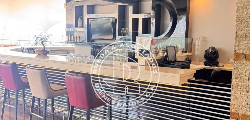 SE VENDE RESTAURANTE BAR DE LUJO + LOCAL COMERCIAL EN CC MILENIUM