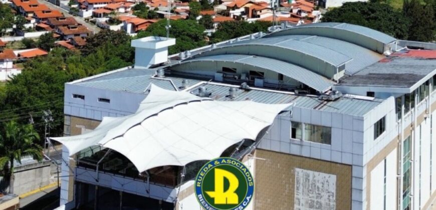 SE VENDE RESTAURANTE BAR DE LUJO + LOCAL COMERCIAL EN CC MILENIUM